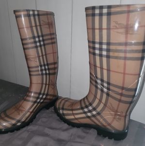 Burberry Rain Boots Haymarket check